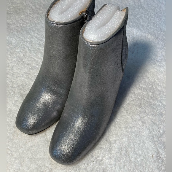 Super cool WHBM Silver leather booties, size 7 - Picture 4 of 12